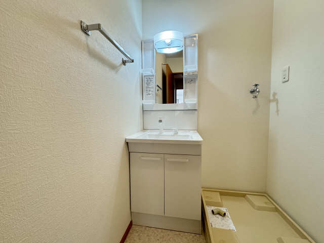 シャワー付洗面台