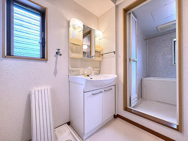 シャワー付洗面台