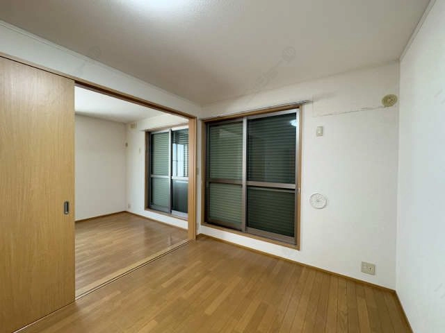 シャッター雨戸