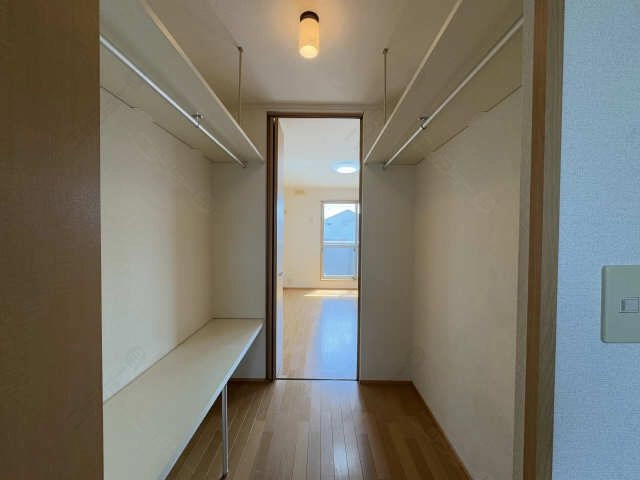 収納（北洋室側）