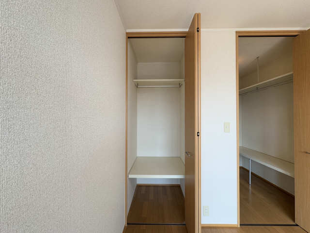 収納（南洋室）