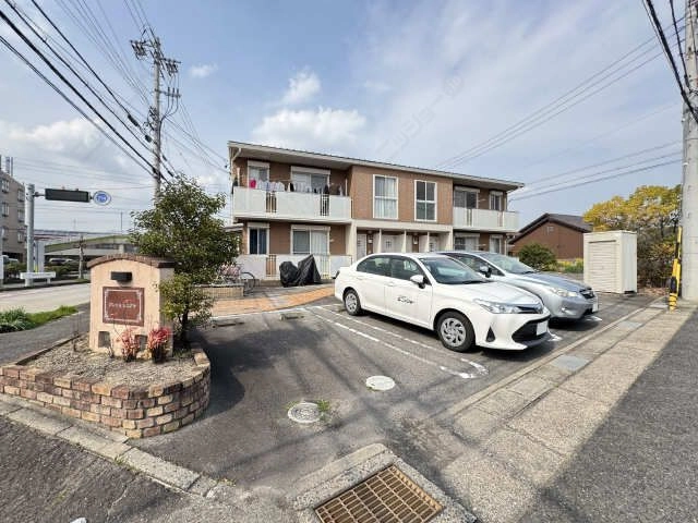 駐車場(南側)
