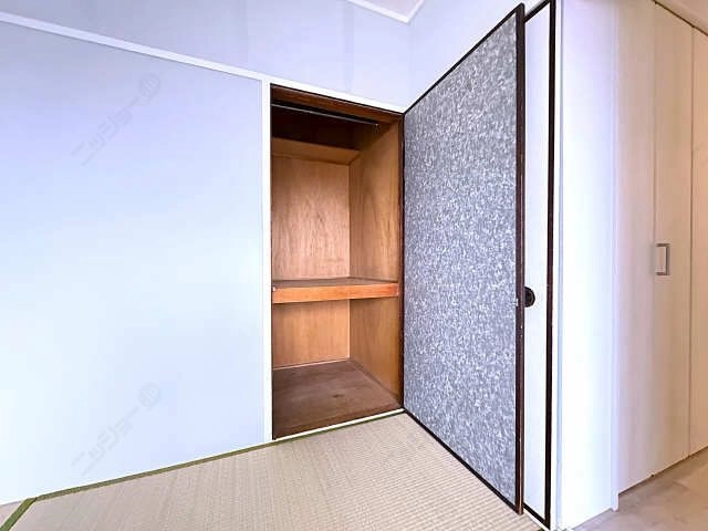 北和室・収納