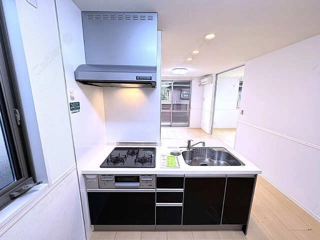 システムキッチン（３口ガス）