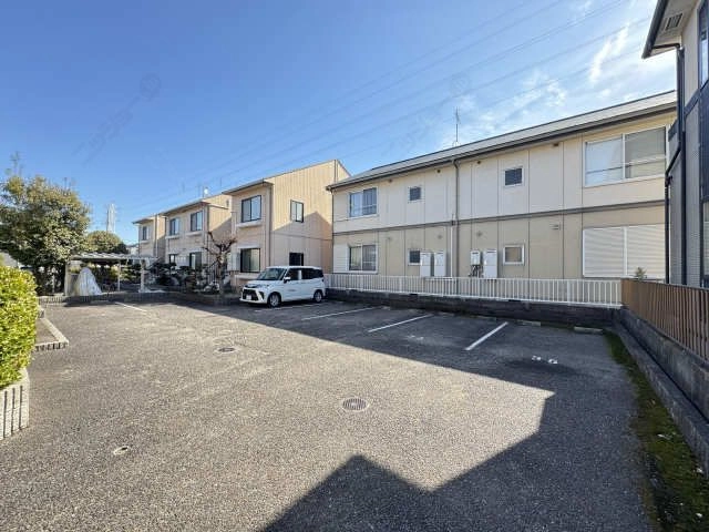 駐車場（西側）