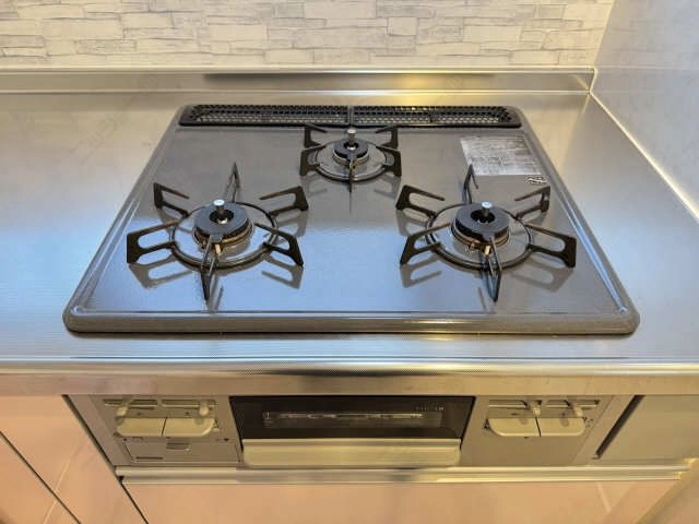 キッチン（ガスコンロ３口）