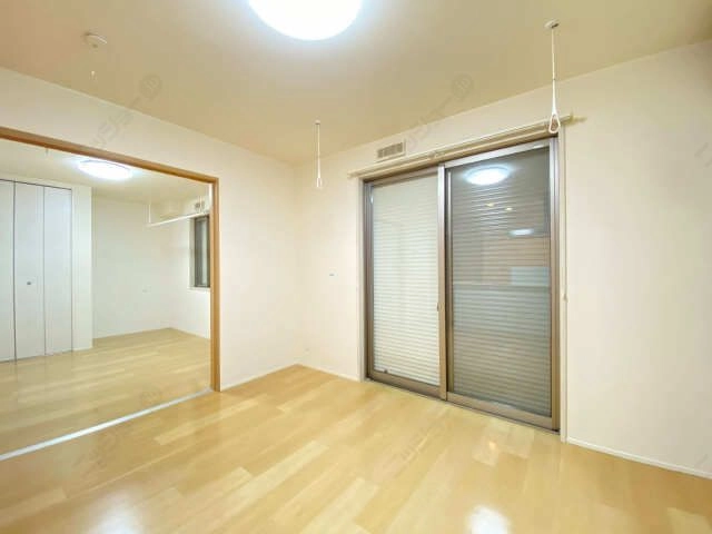 シャッター雨戸