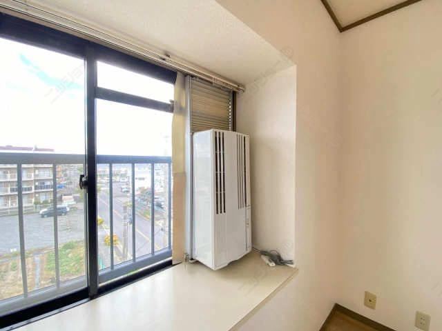 洋室(8帖)エアコン