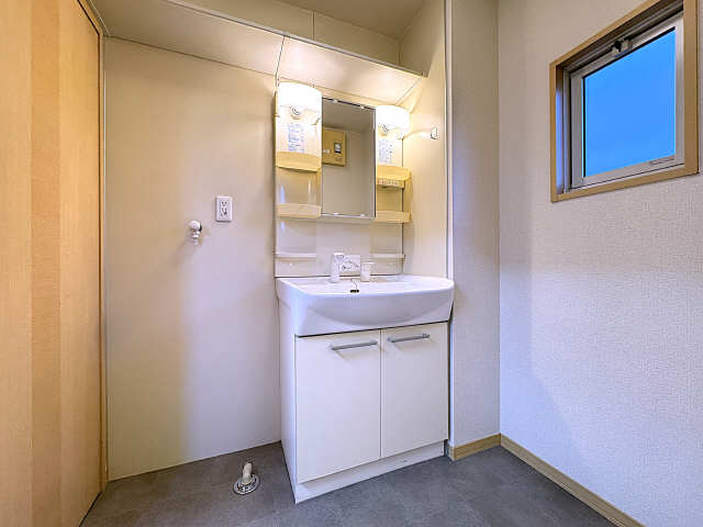 シャワー付洗面台