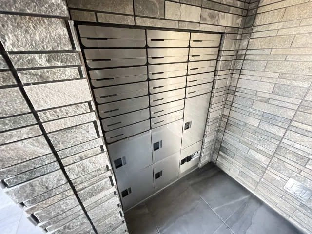 集合ポスト・宅配ＢＯＸ