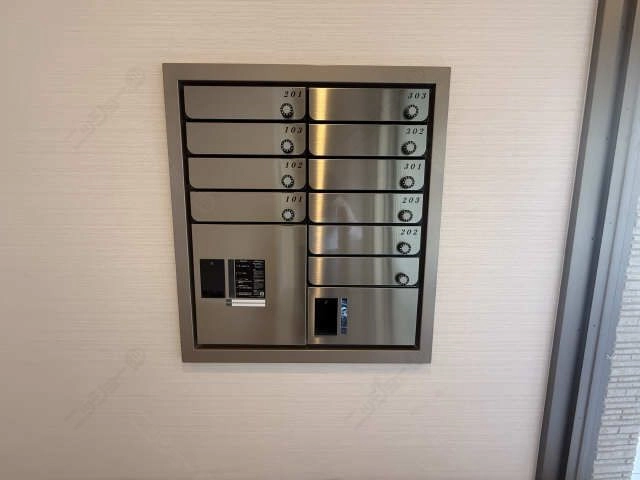 宅配ボックス
