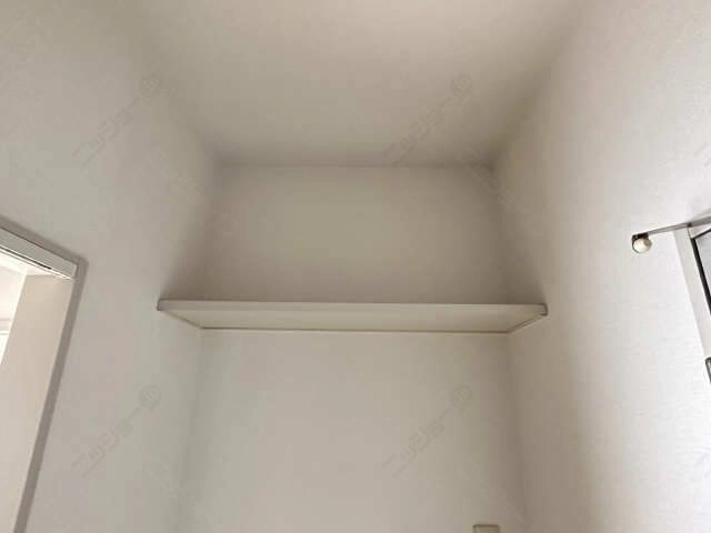 洗面所収納棚