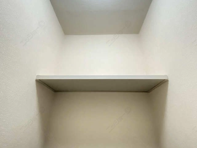 収納棚