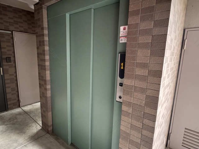 エレベーター