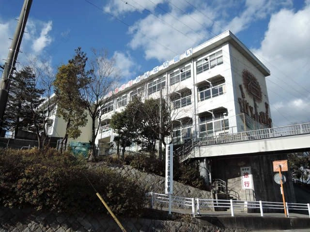 若園小学校