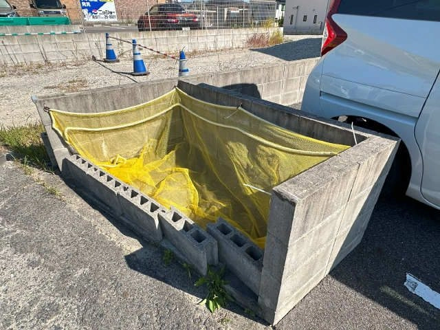 敷地内ゴミ置き場