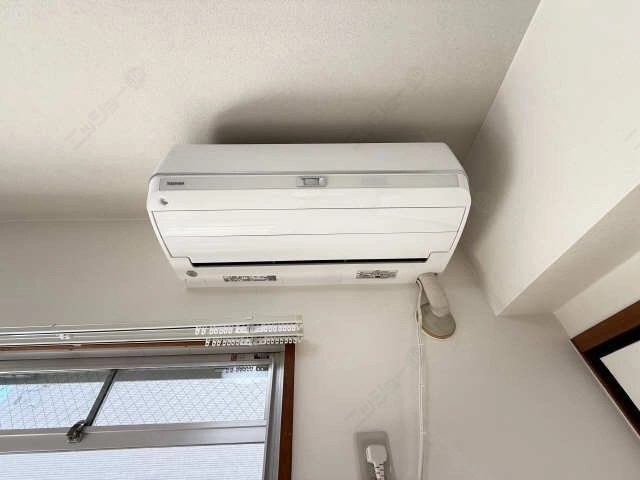 東側洋室エアコン