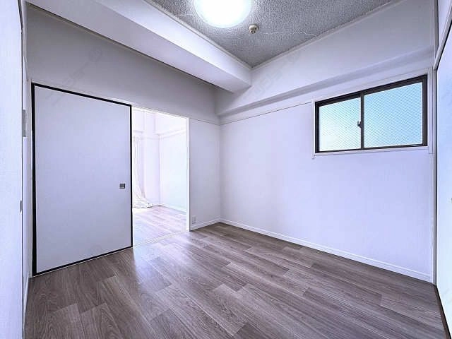 中洋室