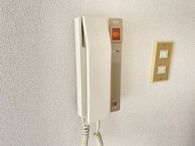 インターホン