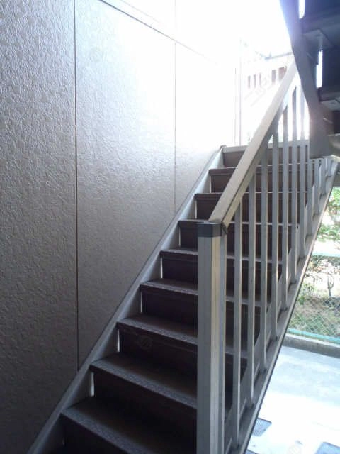 共用階段