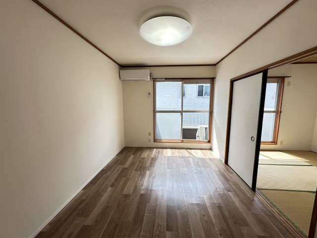 リビング（洋室）