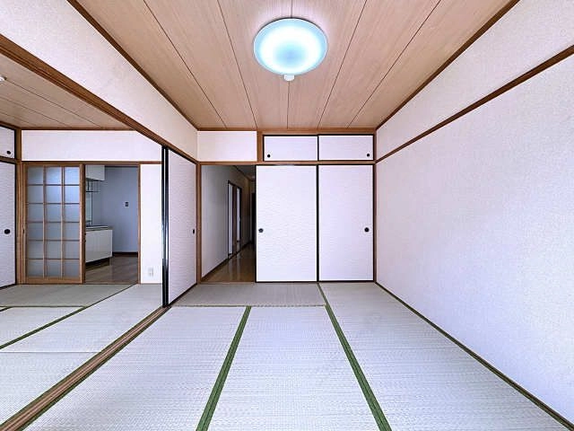 南東和室