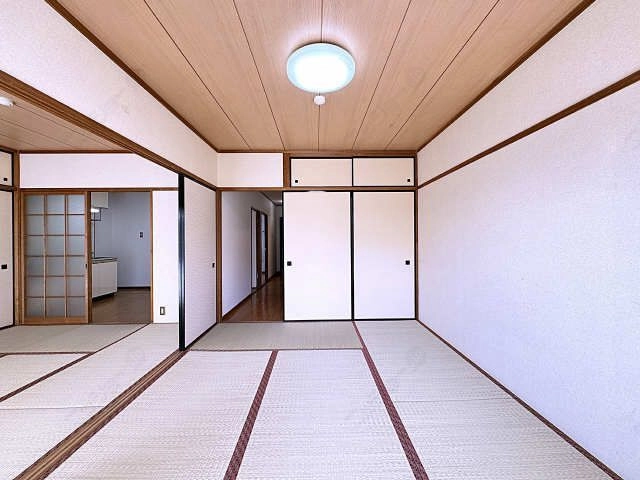 南東和室