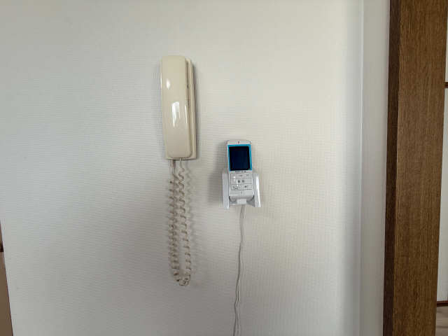 モニター付きインターホン