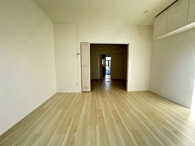 リビング（南洋室）-2