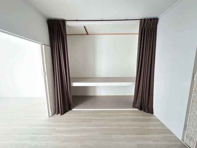 収納（中洋室）