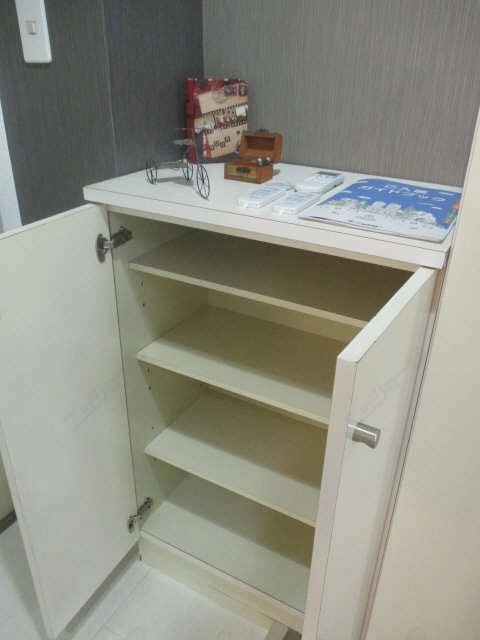 シューズボックス