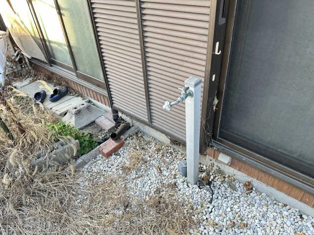 洗濯機置場(庭)