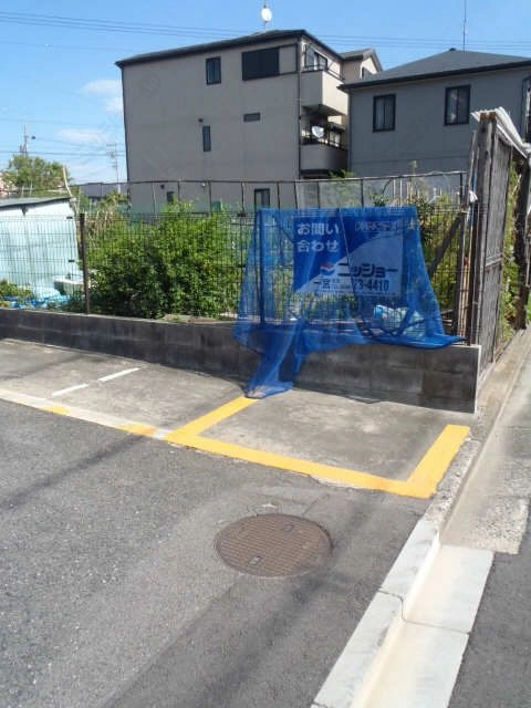 ごみ置き場