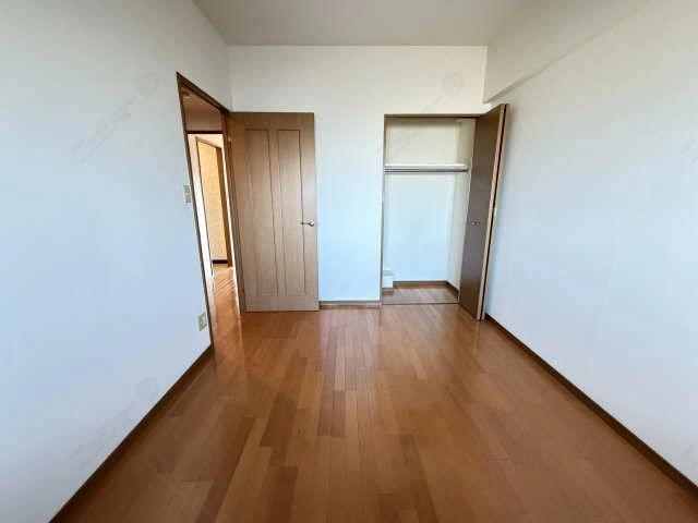 収納（北西洋室）