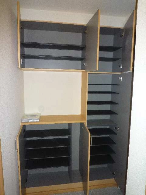 シューズボックス