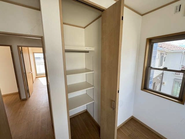 2F北西洋室収納