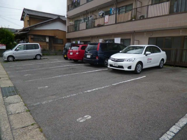 駐車縦列２台分