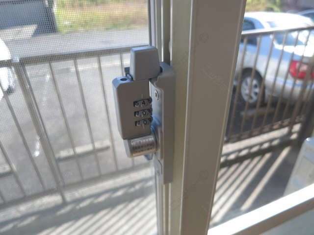 ダイヤル式クレセント