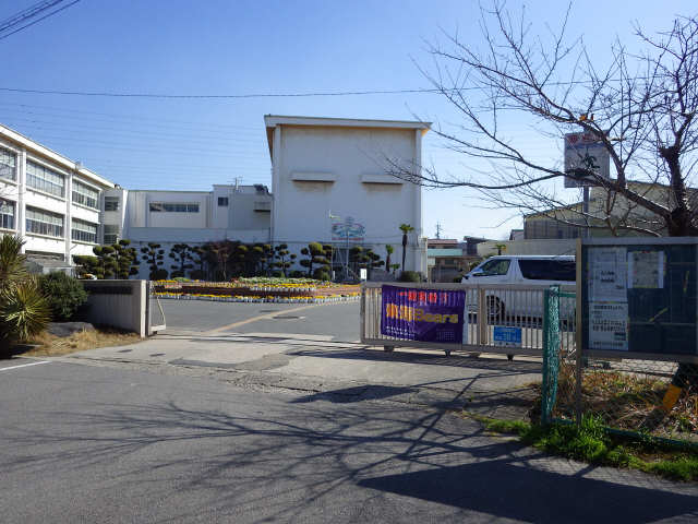 加木屋南小学校