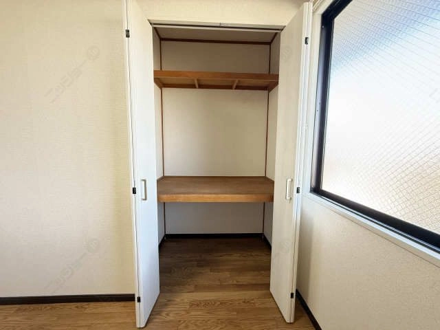 洋室2収納