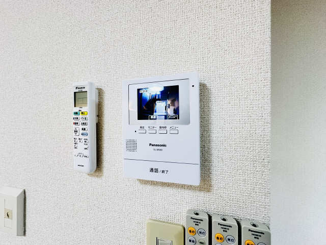 モニター付きインターホン