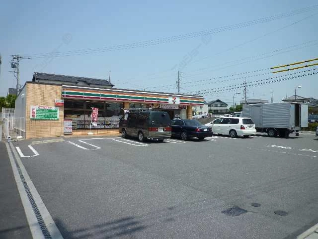 セブンイレブンK歩3分