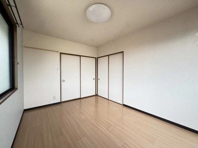 洋室1