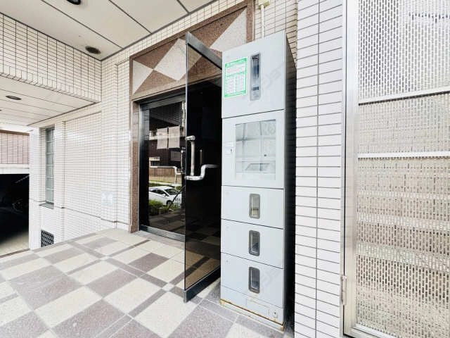 宅配ボックス