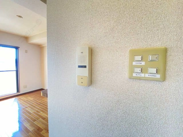 インターホン