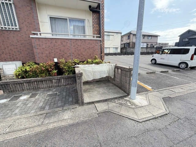 ゴミ置き場