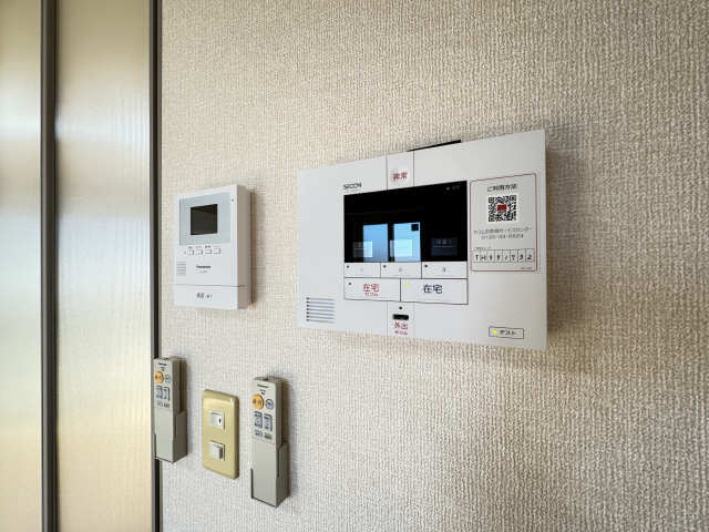 モニター付きインターホン