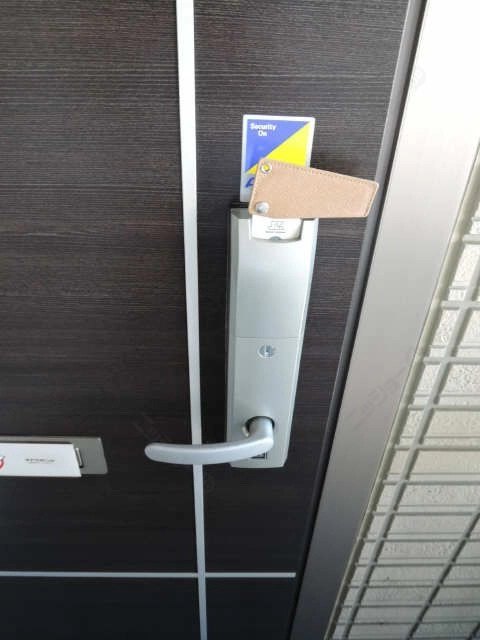 玄関カードキー