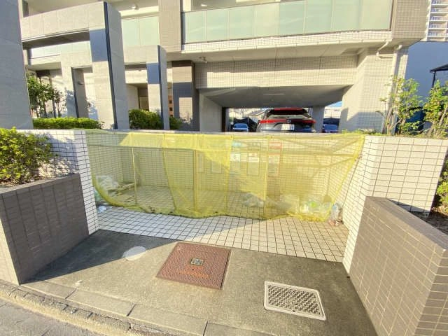 ゴミ置き場