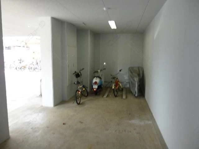 バイク置場